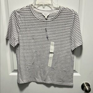 NWT Banana Republic Black and White Striped Linen Blend Tee